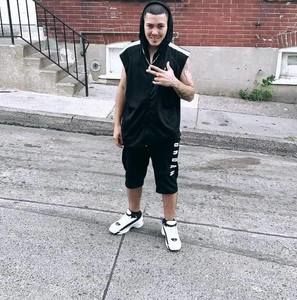 Meet your Posher, Jeffrey